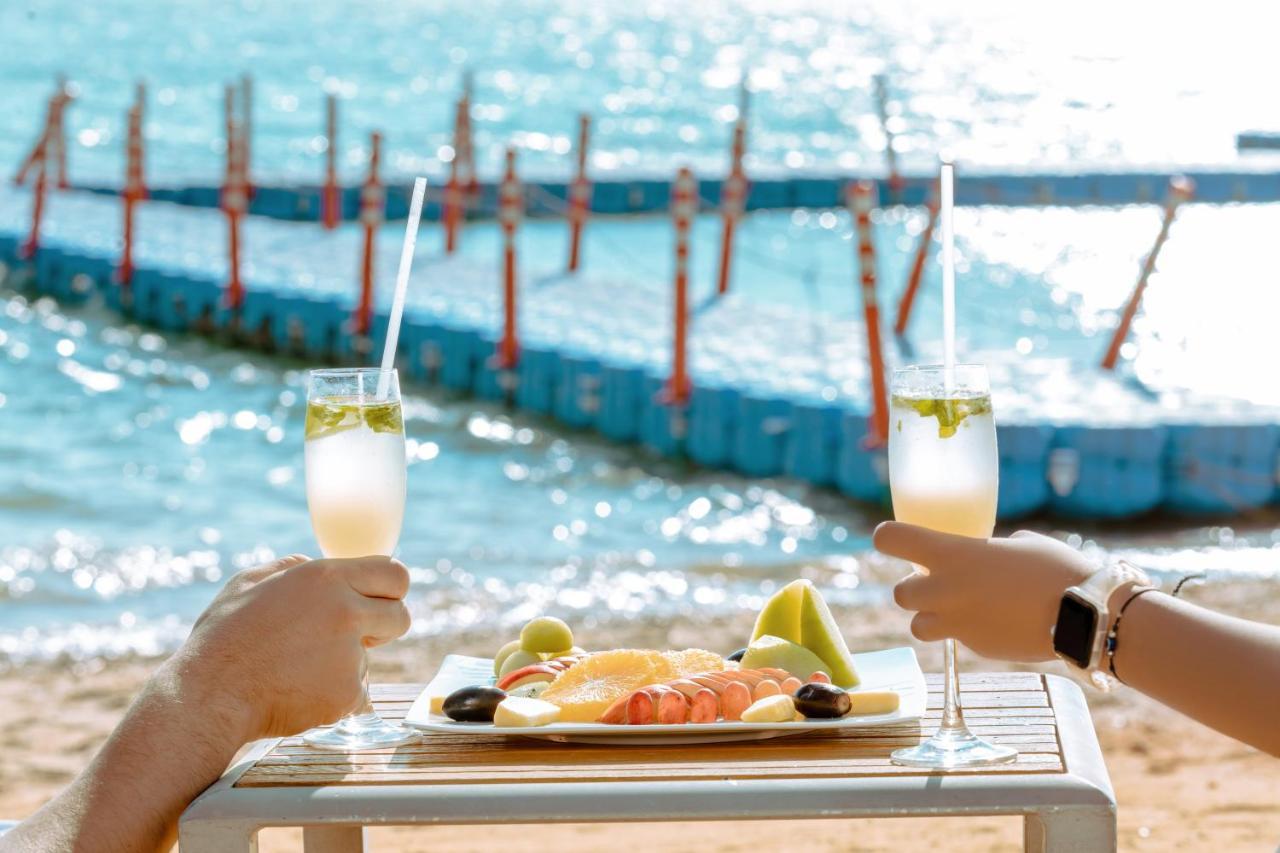 Coral Sea Beach And Aqua Park Ain Sukhna Exterior photo