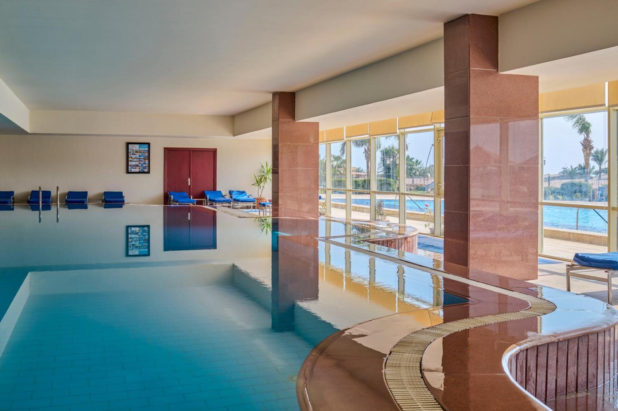 Coral Sea Beach And Aqua Park Ain Sukhna Exterior photo